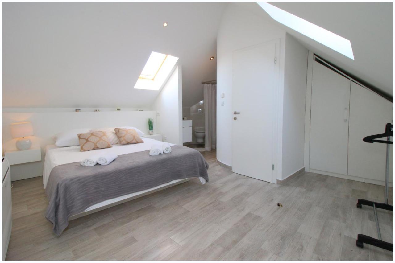 Holiday Home Ante Primosten Bagian luar foto