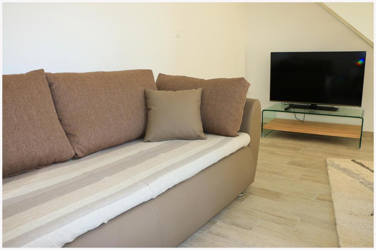 Holiday Home Ante Primosten Bagian luar foto